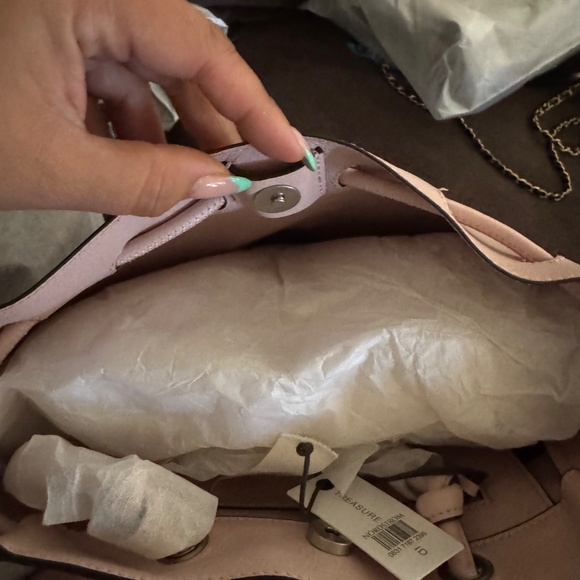 Purse - Picture 3 of 3